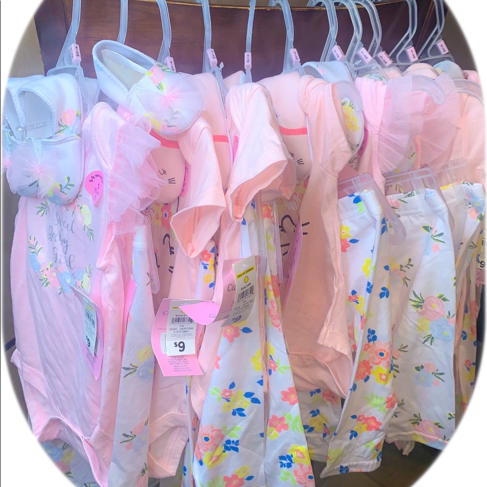 BABY ONESIE SET  BRAND W/T